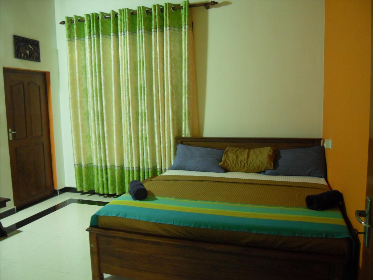 Bee Nest Bed & Breakfast Negombo Eksteriør billede